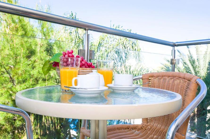 Lucile - Coralli Beachfront Apartment Paralimni Zewnętrze zdjęcie